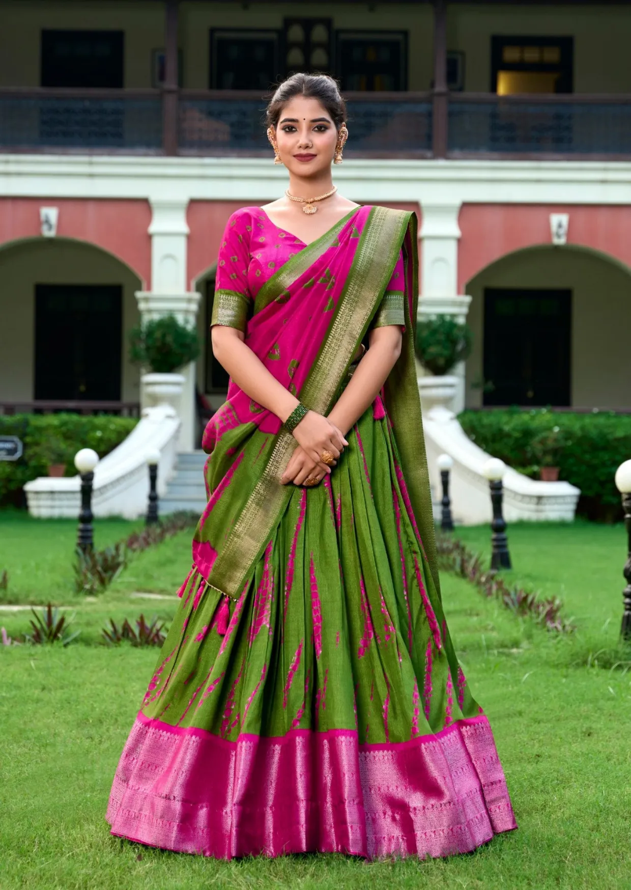 parijat hara gulabi shibori zari dola silk lehenga set - yooneck