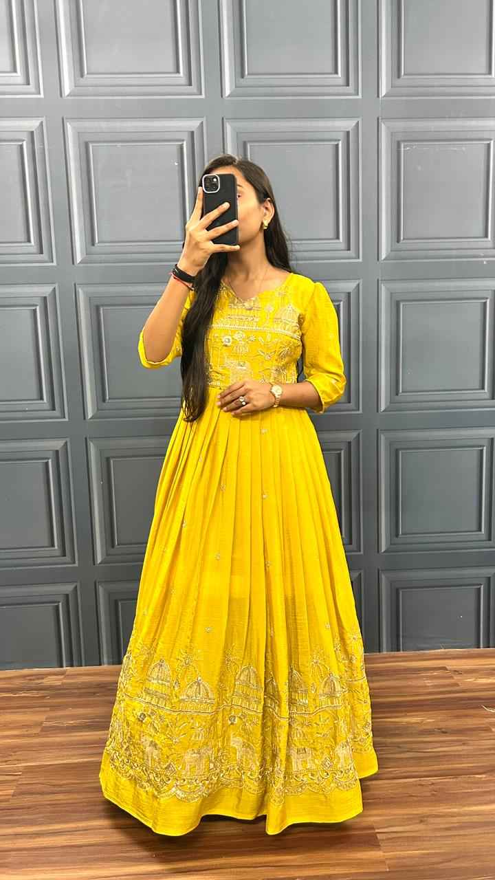 myra sunlit heritage gown - yooneck