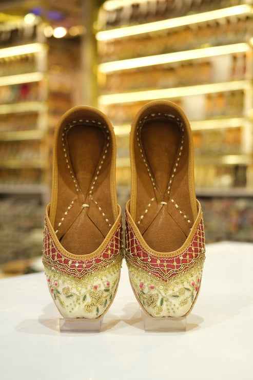 gulrooh ivory festive jutti - yooneck