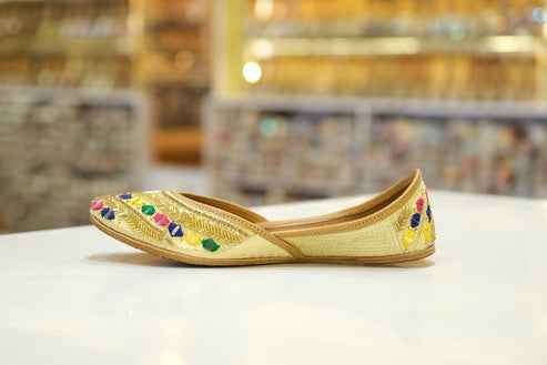 rangtara gold festive jutti - yooneck