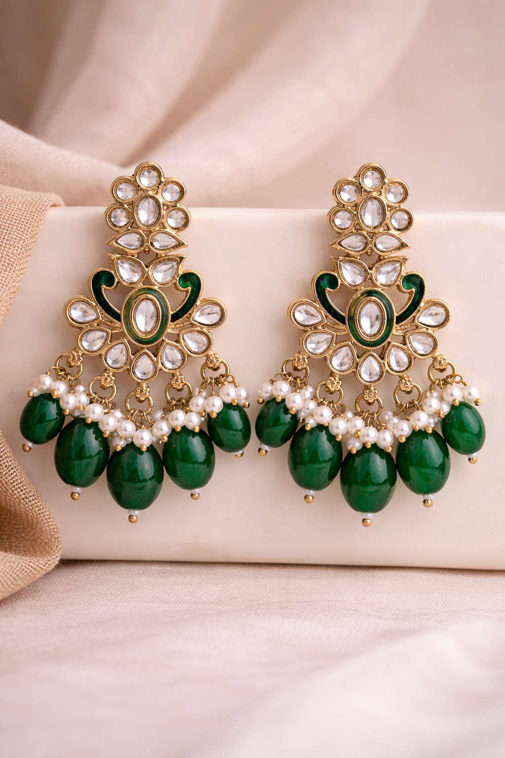 bhargavi emerald kundan pearl danglers - yooneck