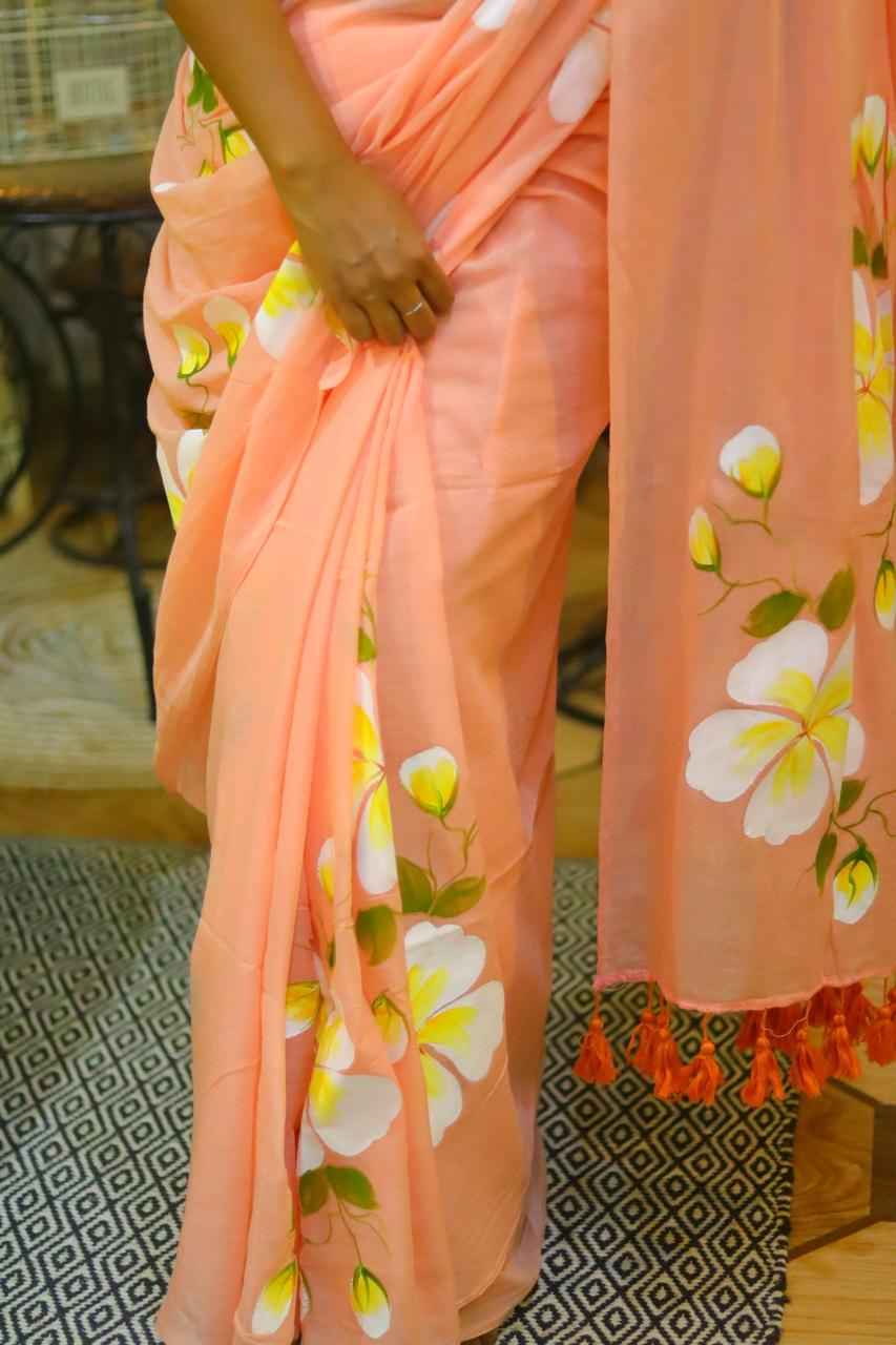 peach blossom mull cotton handprint saree - yooneck