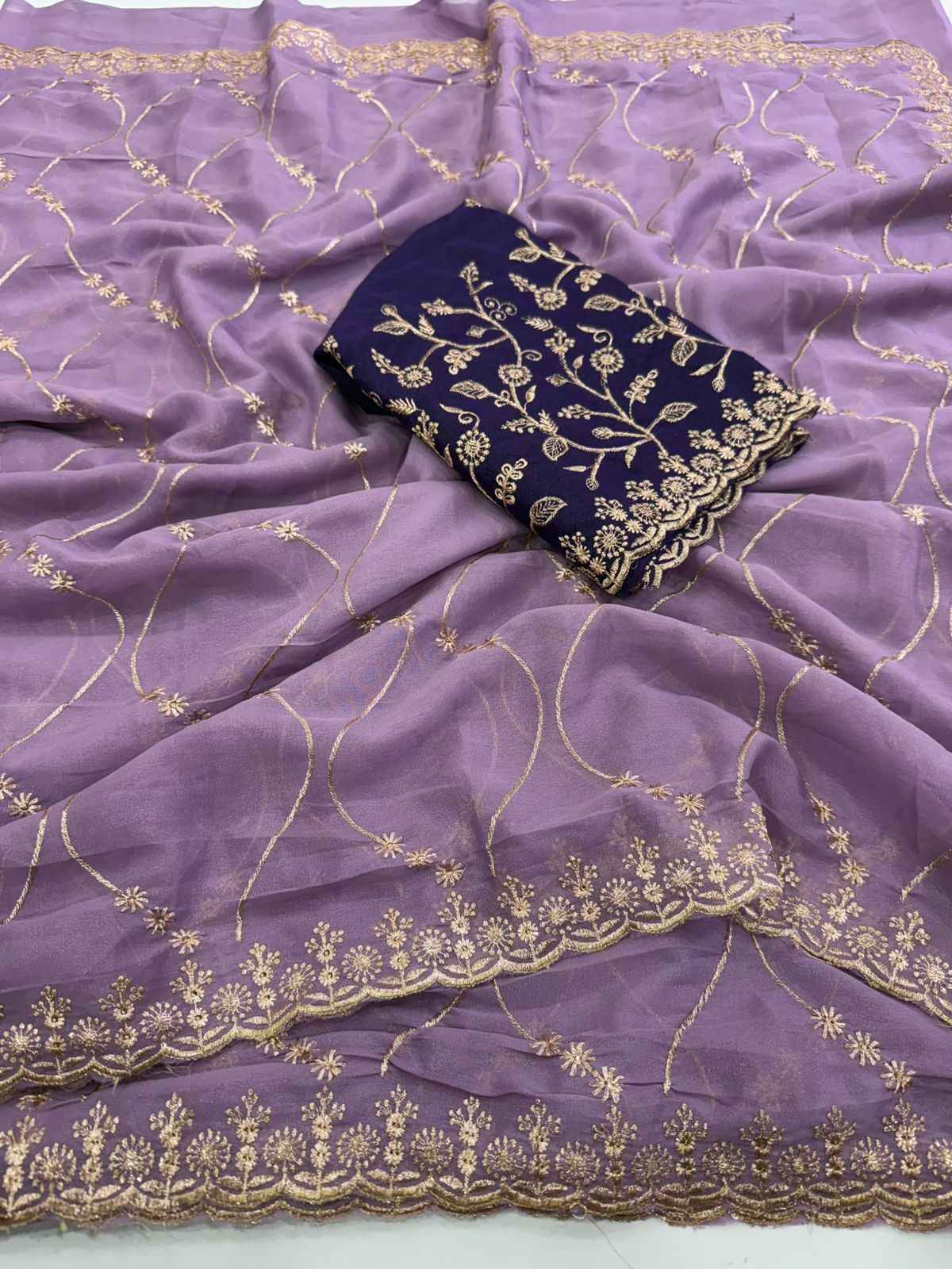 mauve majesty georgette embroidered saree - yooneck