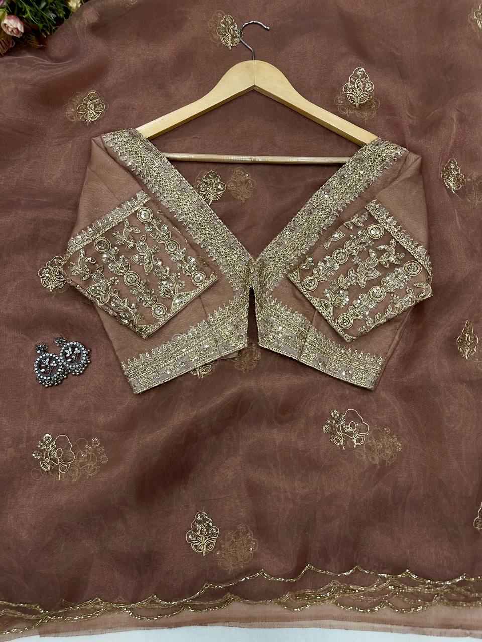 noor-e-zehra brown organza saree - yooneck
