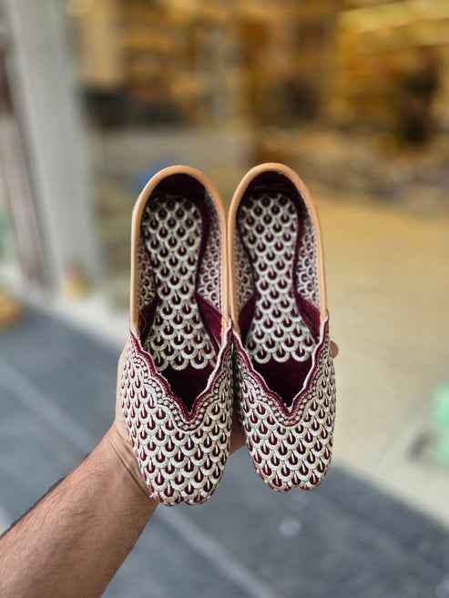 zarkash maroon heritage jutti - yooneck