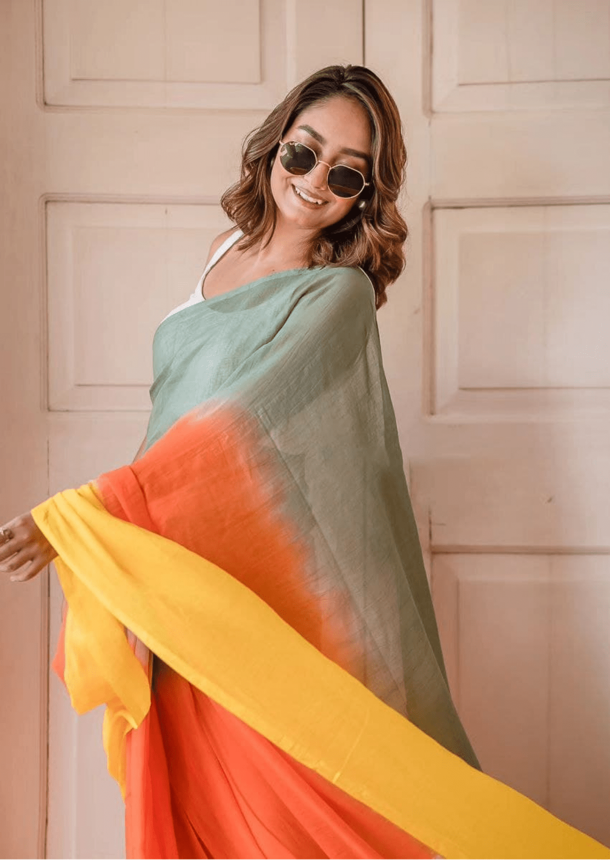 saanvi meadow glow linen saree - yooneck