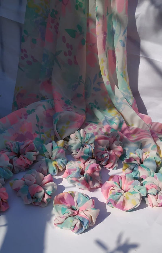 SCRUNCHIES - YOONECK