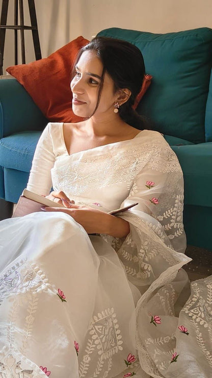 Noor-e-Kamal Lucknowi Embroidered Pure Organza Saree with Satin Silk Blouse