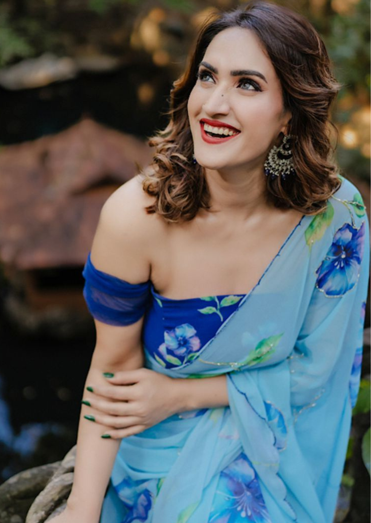 Azure Bloom Digital Print Chiffon Saree