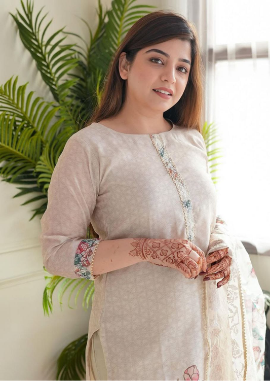 Off-White Elegant Printed Lilan Cotton Suit Set
