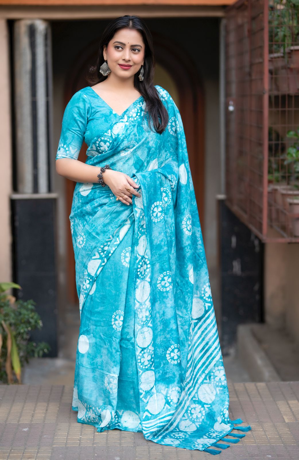 vaidehi hand batik chanderi cotton saree