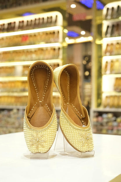Pearlora Gold Luxe Bridal Jutti