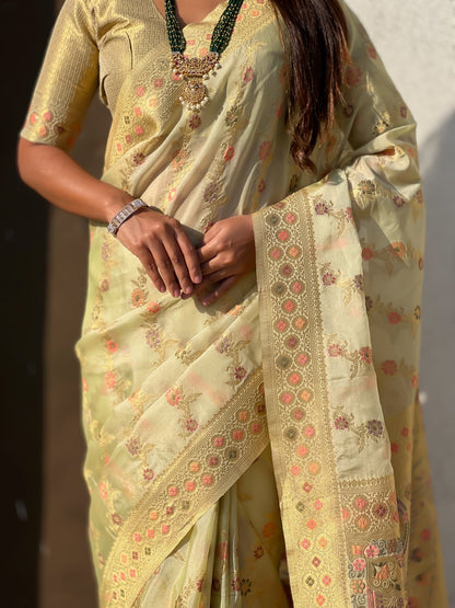Sunehri Kanchan Kora Silk Zari Woven Saree