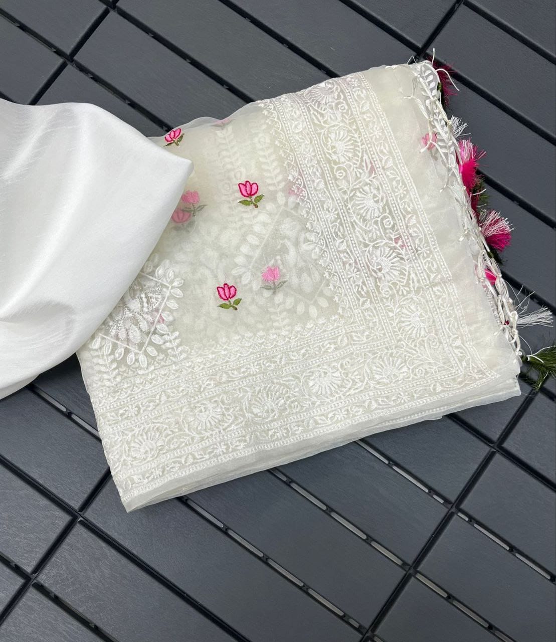 noor-e-kamal lucknowi embroidered pure organza saree with satin silk blouse