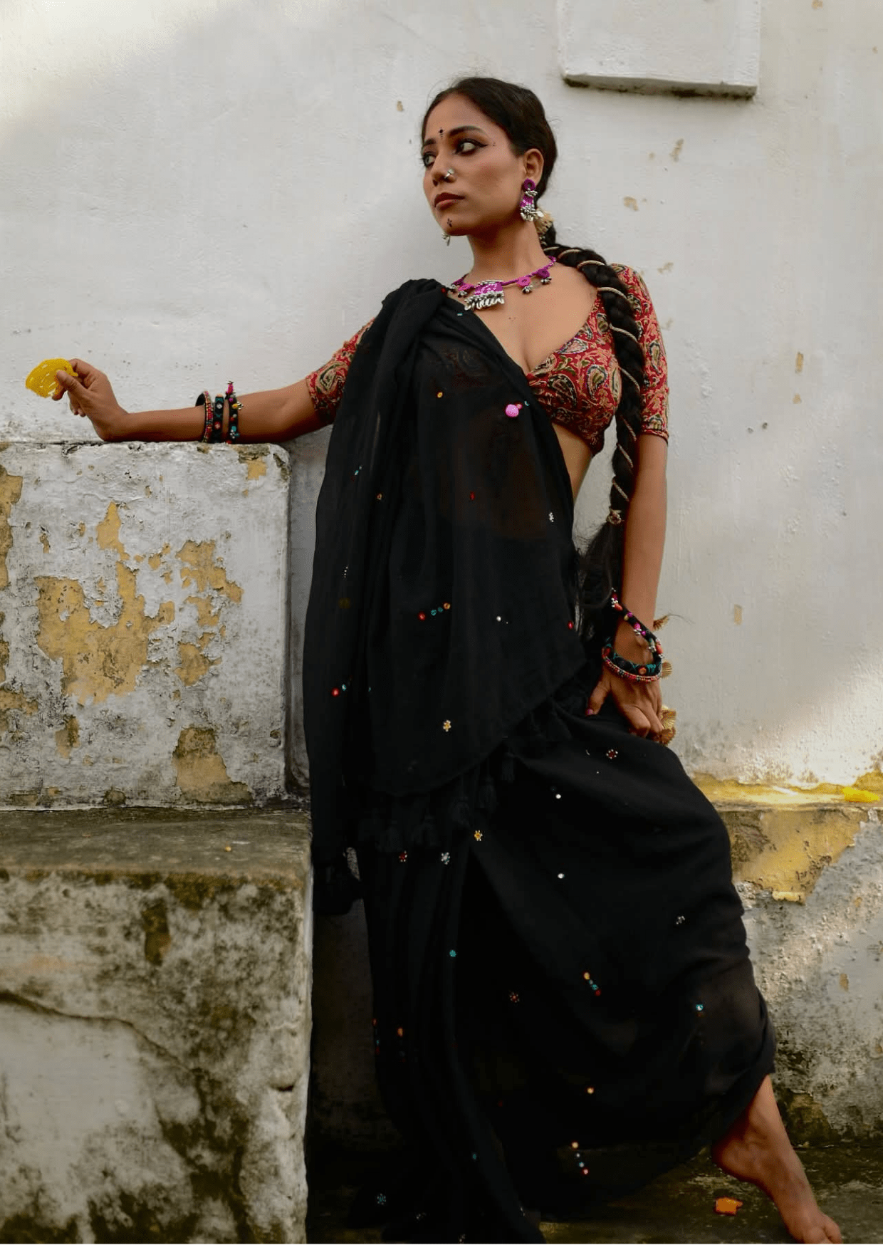 Charulata Noir Pure Mul Cotton Mirrorwork Saree - Yooneck