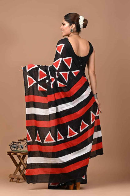 GeoChic Mulmul Cotton Saree in Black & Red - Yooneck