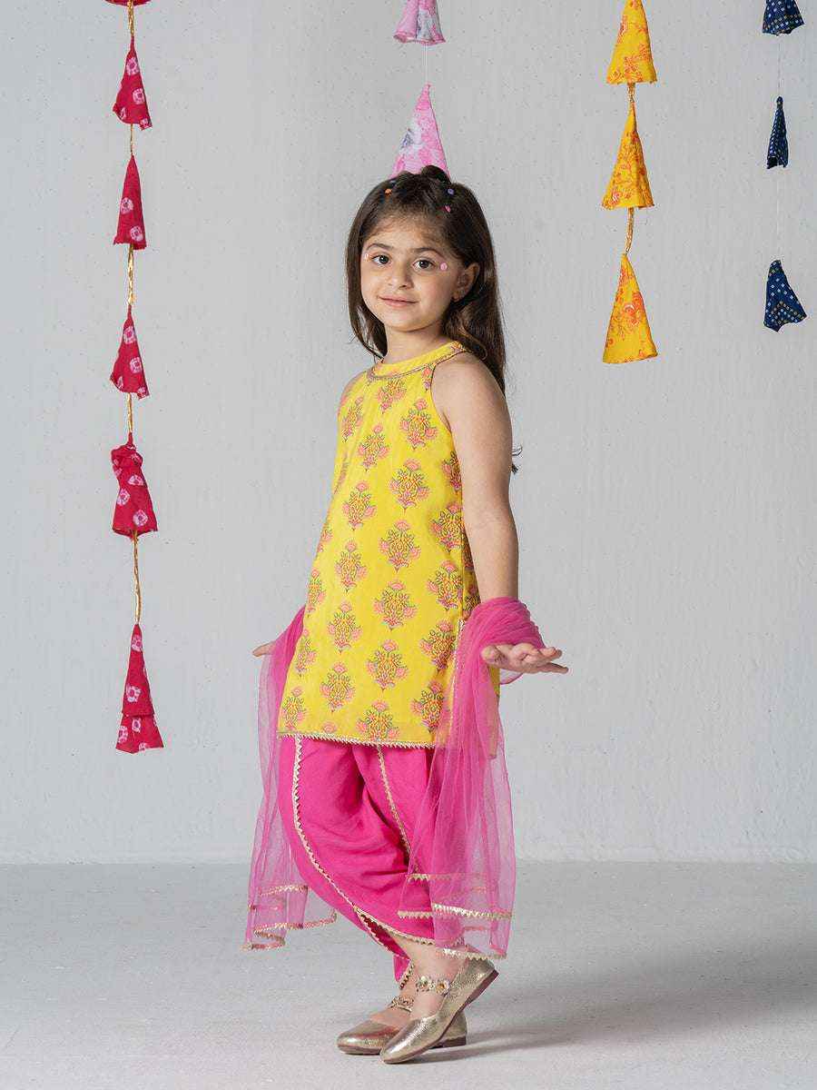 Gulaabo Charm Yellow & Pink Patiala Kurta Set - Yooneck