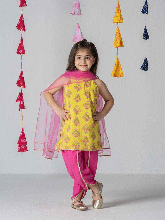 Gulaabo Charm Yellow & Pink Patiala Kurta Set - Yooneck
