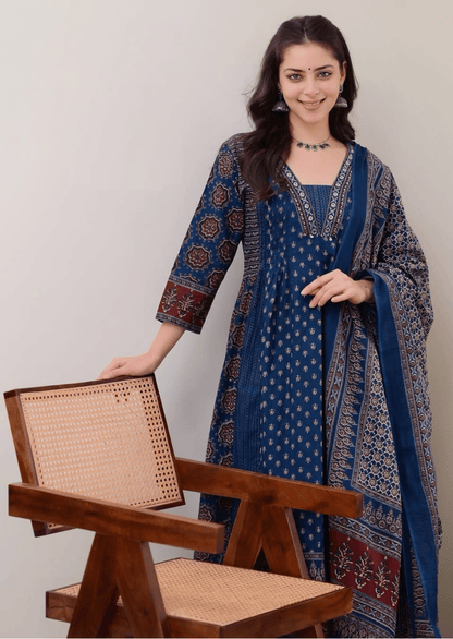 Indigo Blue Handblock Printed Cotton Suit Set - Yooneck