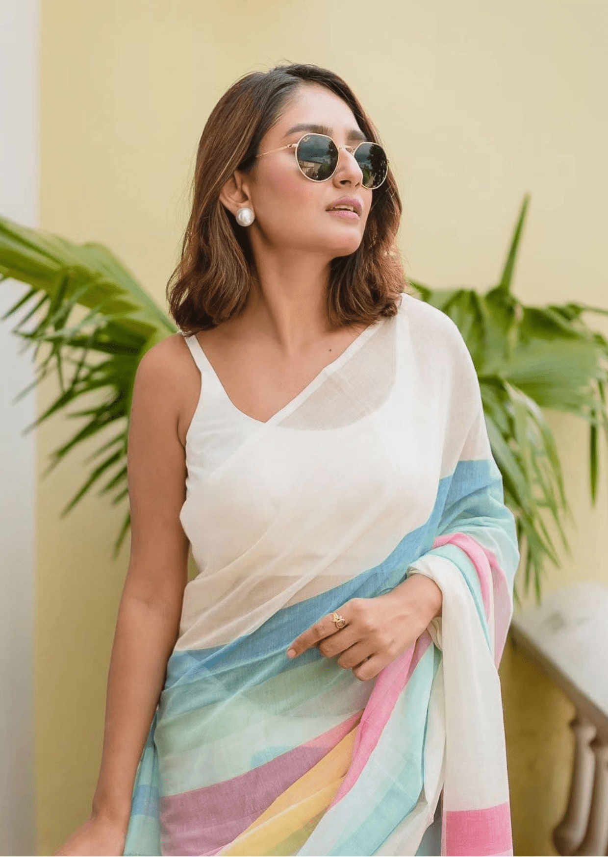 Ira Multicolor Pastel Stripe Linen Saree - Yooneck