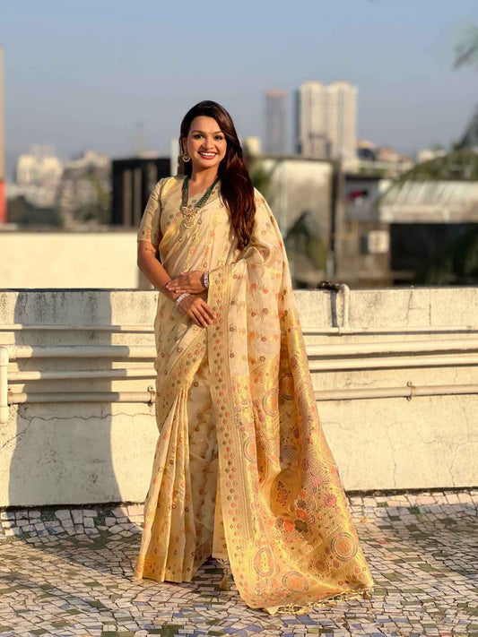 Ivory Kanchan Kora Silk Zari Woven Saree - Yooneck
