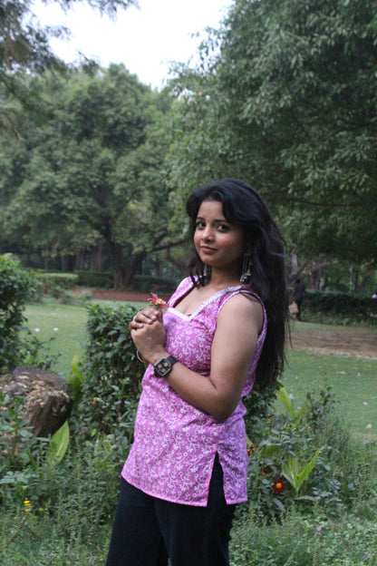 Lavender Blossom Sleeveless Kurti - Yooneck