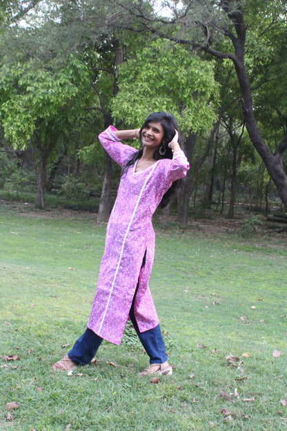 Lavender Grace Straight Kurti - Yooneck