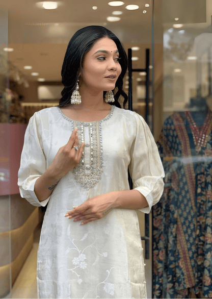Luxe Russian Silk Jacquard Suit Set with Zari Dupatta - Yooneck