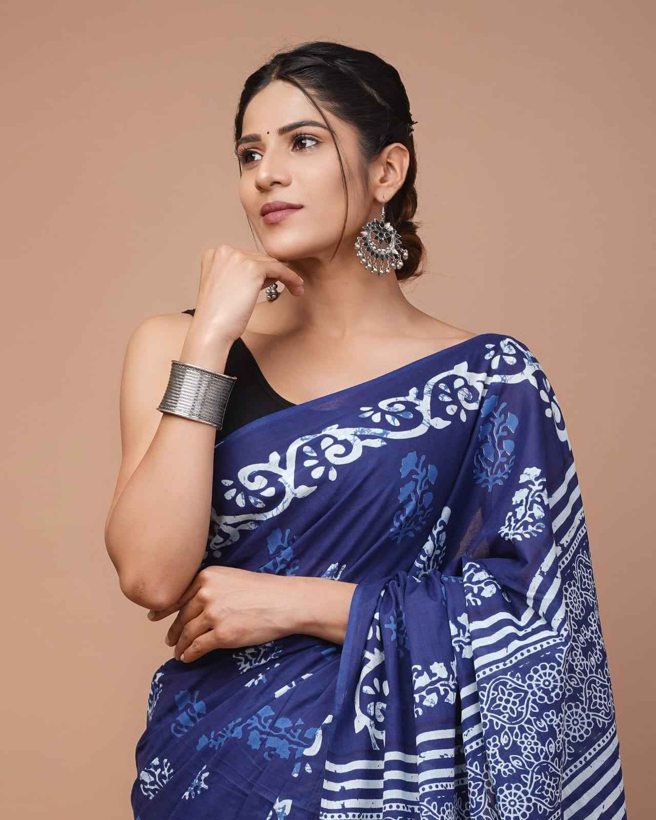 Midnight Muse Indigo Whisper Mulmul Cotton Saree - Yooneck