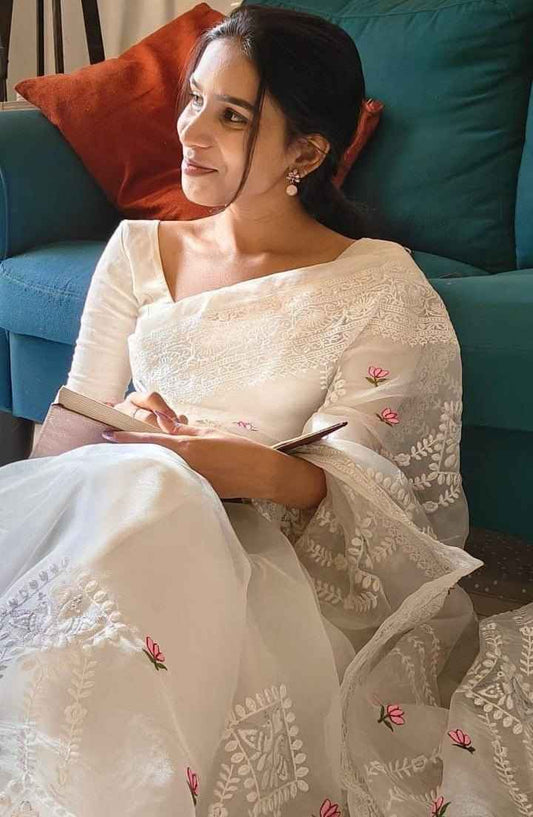 Noor-e-Kamal Lucknowi Embroidered Pure Organza Saree with Satin Silk Blouse - Yooneck