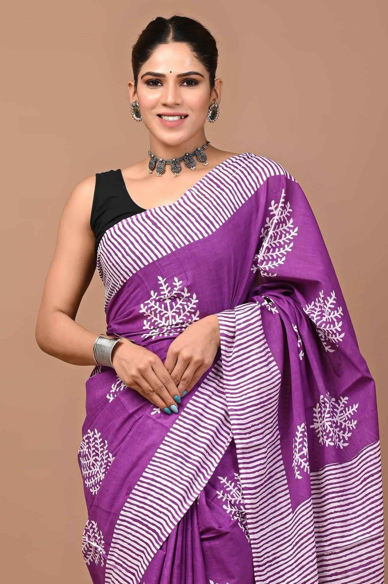 Phoolkari Violet Mulmul Cotton Saree - Yooneck