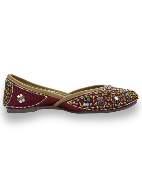 regal maroon hand embellished ethnic jutti