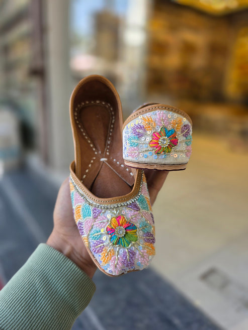 Phoolrang Pastel Festive Jutti