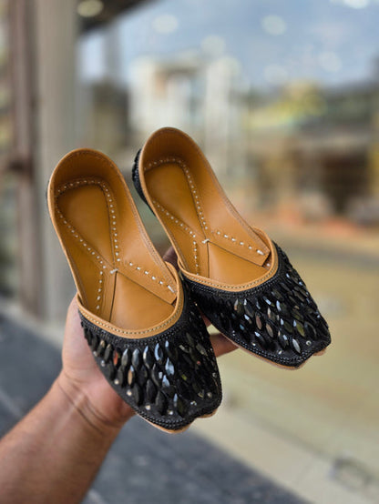 नोयर क्रिस्टल लक्स जूती