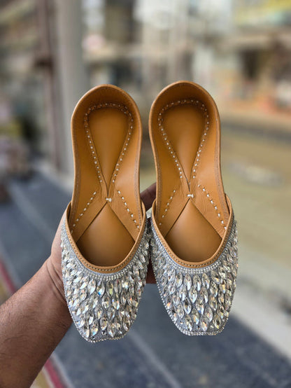 आफरीन क्रिस्टल लक्स जूती