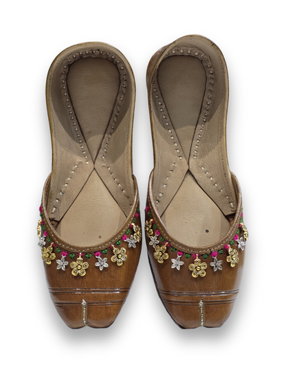 Gulpari Brown Leather Embellished Jutti
