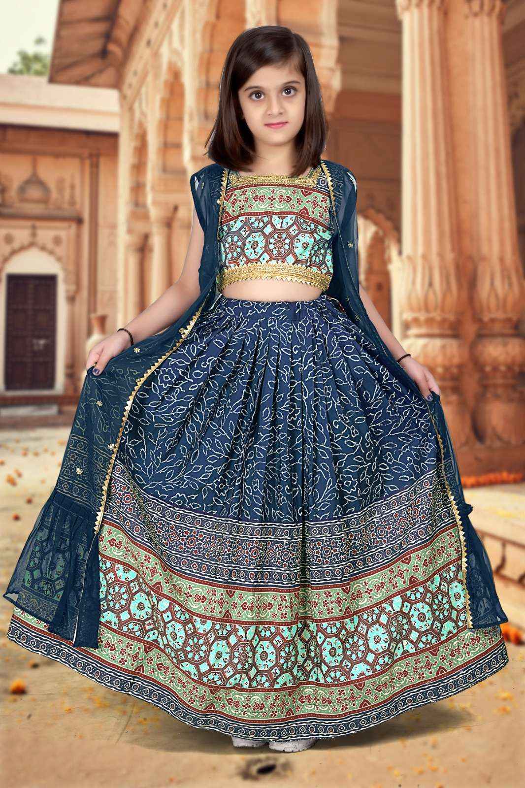 Royal Riwaaz Banarasi Beauty Lehenga Set - Yooneck